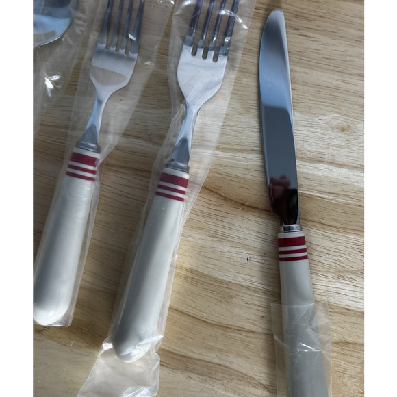 RLL Ralph Lauren Cafe Stripe Red 5 PC Place Setting, GA030-599, NEW w/ Box - Picture 3 of 6